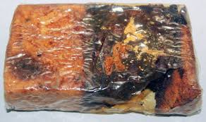 This divine double chocolate sponge cake is requested by queen elizabeth ii every year for her birthday celebrations. The Queen S Wedding Cake Goes For 500 At Auction Royal News Express Co Uk