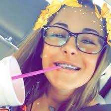 Amber Leighty's Instagram, Twitter & Facebook