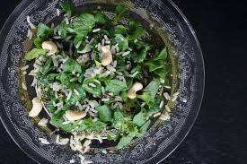 Feldsalat Mit Wildreis Spinat Und Cashewkernen Feinschmecker Com Rezept Feldsalat Rezepte Spinat