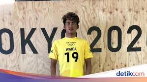 Rio waida, indonesia's olympic surfer. F7xhibjqri9lwm