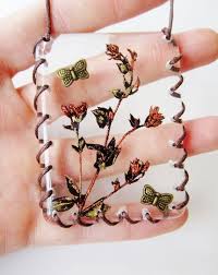 Maybe you would like to learn more about one of these? Old Fairy Tale Real Tiny Dry Flower In Water Clear Resin Etsy Resin Jewelry Flower Resin Jewelry Resin Jewelry Diy