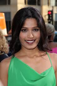 355 Freida Pinto Fotos de stock