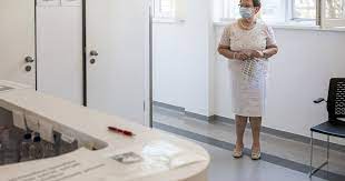 Láthattad a will és grace sorozatban, az apádra ütökben. Index Belfold Muller Cecilia Fiatal Egeszseges Emberek Is Vannak Lelegeztetogepen
