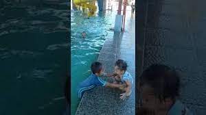 In bangkok's warm, tropical climate, waterparks are a perfect escape from the heat. Dzakiyah Farhan Rafatar Rekreasi Di Kolam Renang Subasuka Waterpark Kupang Ntt Youtube