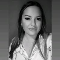 70+ perfiles de «Selimović»