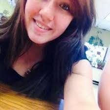 Selena Wagner's Instagram, Twitter & Facebook