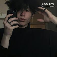 come and see tyler brown s wonderful post in bigolive in 2021 grunge guys cute emo boys grunge boy