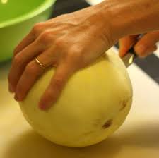 Once all the seeds have been discarded, cut the halves in half again. How To Cut A Melon 7 Steps With Pictures Instructables