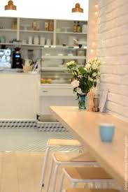 Maison Bastille La Pause Douceur Du 11eme Arrondissement Design De Magasin De Cafe Interieur Boutique Interieurs Cafe