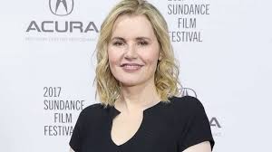 Through the geena davis institute on gender in media and the #strengthhasnogender campaign, davis aims to change the portrayal of women in television shows, movies, and advertising. Wie Gross Ist Geena Davis Wer Sind Ihre Kinder Ihr Ehepartner Und Ihr Vermogen