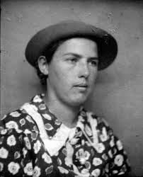 Random Mews » Mary Rose Stroik