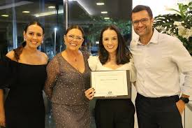 Danielle Flor da Costa Hübbe (@daniellefch) • Zdjęcia i filmy na Instagramie