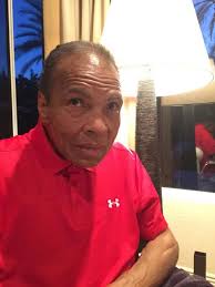 Muhammad ali has always been much more than a gifted boxer. Muhammad Ali Posts Second Selfie And Floors Rumours He Is Battling Ill Health Mirror Online