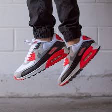 Titolo On Instagram Nike Air Max 90 Og Infrared Drops Tomorrow Saturday 16th May Instore And Online Titoloshop Be Nike Air Max Infrared Nike Air Max Nike