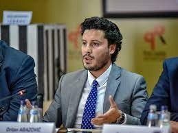 Avgusta da prospe, da uništi ono što je bila nada stotina hiljada, da ova zemlja pokrene demokratski. Dritan Abazovic Photos Facebook