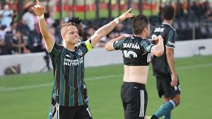 La galaxy midfielder faced media and didn't shy away from important topic. X6m1oc4dolzlom