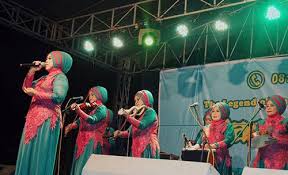 Download kumpulan lagu qasidah mp3 music file. 110 Judul Lagu Qasidah Modern Terbaik Dan Terlengkap Musikpopuler Com