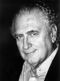 Stanley Moss, Poet Who Evoked a Troubled World, Dies at 99