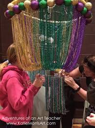 100mm glitter circles ball ornament: Adventures Of An Art Teacher Mardi Gras Prom