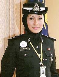 Afendi osman 75.328 views7 months ago. Datuk Yusof Haslam Suruh Abby Abadi Standy Untuk Diserap Masuk Gerak Khas Ini Respon Beliau Dan Peminat Berita Steady