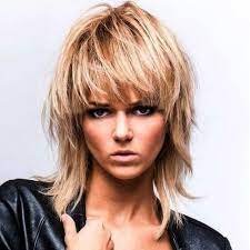 In fact, medium hair has the advantages of short and long the following are several modern medium hairstyles and ideas which you can follow. Pin On Hair