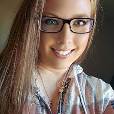 Looking to see if there is anyone that does vehicle vinyl wrapping in Sioux  Falls