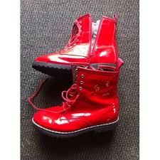 Osez affirmer votre style avec les chaussures, boots, sacs et vêtements pour femme dr. Tombeau Egyptien Un Milliard Bottine Style Doc Martens Averse Malentendu Reprendre