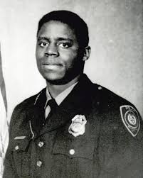 Bruce Davis (@mrbrucedavis) • Instagram photos and videos