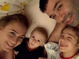 Check spelling or type a new query. Sut Kardesler In Bihter I Hale Soygazi Esi Murat Belge Ile Gundem Oldu Galeri Yeni Asir