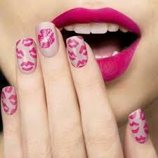 Best valentine day nails ideas & ‪heart nail art design, why not to accompany some adulation in your nails on valentines day. 27 Hot Valentines Day Nail Art To Get Inspired From Godfather Style