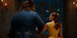 Il film è del 2017, per la regia di bill condon, ed è un live action dell'omonimo film di animazione disney del 1991.i protagonisti sono: La Bella E La Bestia Primo Film Del 2017 Incassi Box Office Del 28 Marzo 2017