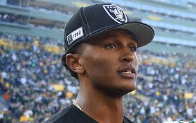 With QBs hurt, Bears taking look at DeShone Kizer