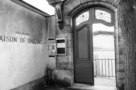 Blue Lion Guides La Maison De Balzac A Passy