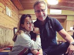 Sonia bruganelli e paolo bonolis sono marito e moglie da anni, eppure si mostrano sempre molto affiatati. Facebook