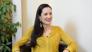 Numai prin felul în care îi înfășam ca bebeluși îi vom recunoaște mai târziu în. Ea Este Fata De 16 Ani A Lui Clotilde Armand Frantuzoaica Are Patru Copii Cu Sotul Sergiu Dar Alti Doi Copii I Au Murit In Imprejurari Tragice Wowbiz