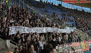German side st pauli had a player attacked when their brave squad tried to stop holstein kiel hooligans attacking their fans in a bundesliga two clash on tuesday. Ultrapeinlich Ein Blog Auf Tumblr Verpasse Niemals Einen Eintrag Von Ultrapeinlich Erstelle Gifs Mach In Gruppenchats Mit Finde Deine Community Nur In Der App Hol Dir Die App Nein Danke 1 5 Millionen Bewertungen 277 Tausend Bewertungen Siehst