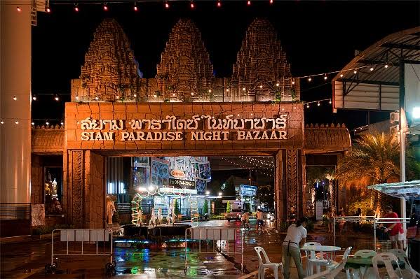 Mga resulta ng larawan para sa Siam Paradise Night Bazaar, Bangkok, Thailand"