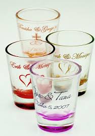 Souvenir gelas mug berkualitas, harga yang sangat murah di tahun terbaru 2020 di tempat kami pembayaran yang sangat mudah, dan pengiriman cepat & proses cepat mari tunggu apa lagi para sobat yang sedang mencari souvenir gelas mug di bekasi, untuk acara souvenir aqiqah, souvenir ulang tahun. 25 Ide Souvenir Gelas Gelas Murah Sablon Gelas Souvenir Wedding Souvenir Gelas Pernikahan Gelas Promosi Cetak Gelas Gelas Mini Gelas Souvenir Pernikahan Mug Keramik