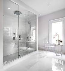 With the right choice of pattern and designs as well as colour combination, marble inlays can heighten the glamour of an entire house. 17 Marble Flooring Options For Every Part Of The Home