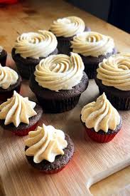 Cinco De Chili Chocolate Cupcakes With Chili Cream Cheese Frosting Recipe Chocolate Chili Chocolate Cupcakes Cupcake Recipes