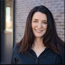 Liz Tylki's Instagram, Twitter & Facebook