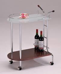 طاولة تقديم على عجلات كيف تفعل ذلك بنفسك افعل ذلك بنفسك طاولة خشبية على عجلات طاولة صغيرة افعلها بنفسك على عجلات