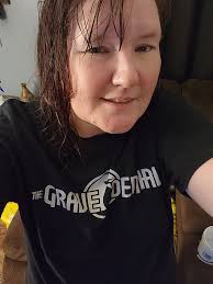 📷 : Delain Instagram stories "Our Merch Queen @Robinlajoy_eom 🤩"