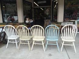 Great Farm House Chairs Painted With Chalk Paint Decorative Paint By Annie Sloan Old White Old Ochr Painted Chairs Chalk Paint Chairs Diy Interior Painting