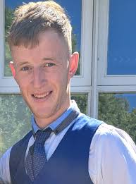 Paula McCarthy (@maunsellb4)