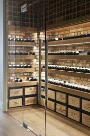 I Like The Idea Of Using Glass For The Wine Cellar N Ich Mag Die Idee Glas Fur Den Weinkeller Zu Verw In 2020 Home Wine Cellars Glass Wine Cellar Wine Room