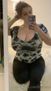 juicyjade9 lolosavo nude leaked OnlyFans снимка