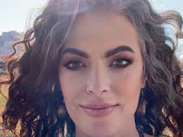 Fundraiser by Hannah Delcamp : Help needed for my mom while she waits for  surgery