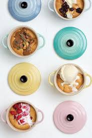 Voir tous les ustensiles de pâtisserie. Le Creuset Stoneware Mini Round Cocotte Le Creuset Recipes Cocotte Recipe Mini Cocotte Recipe