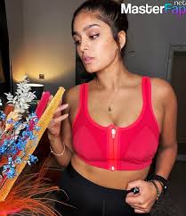 Mandeep Dhillon nude bath soak